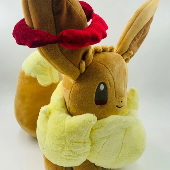 Gigantamax Eevee Pokemon Plushie - 35 CM - Picture 1 of 7
